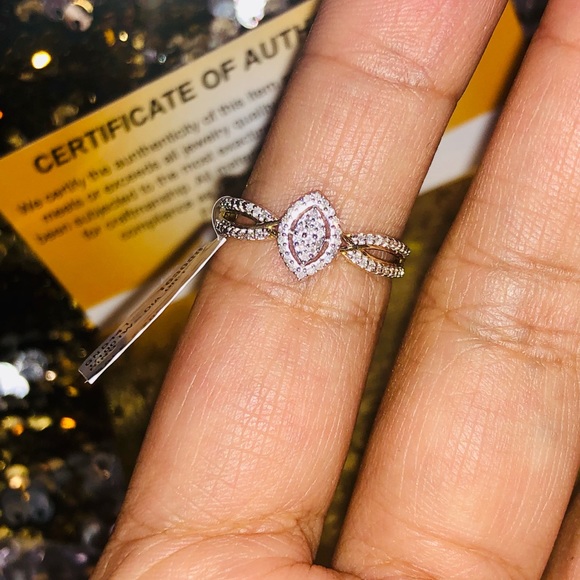 10k solid gold real diamond marquis engagement ring, not plated, free appraisal - Picture 4 of 11